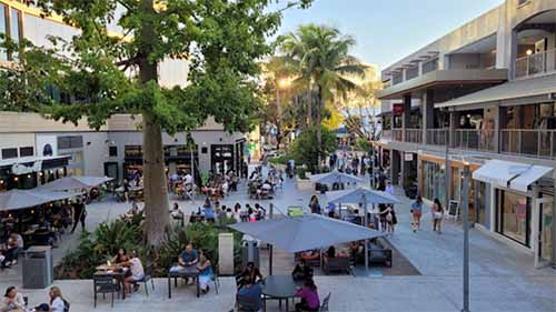 Shopping in Coconut Grove